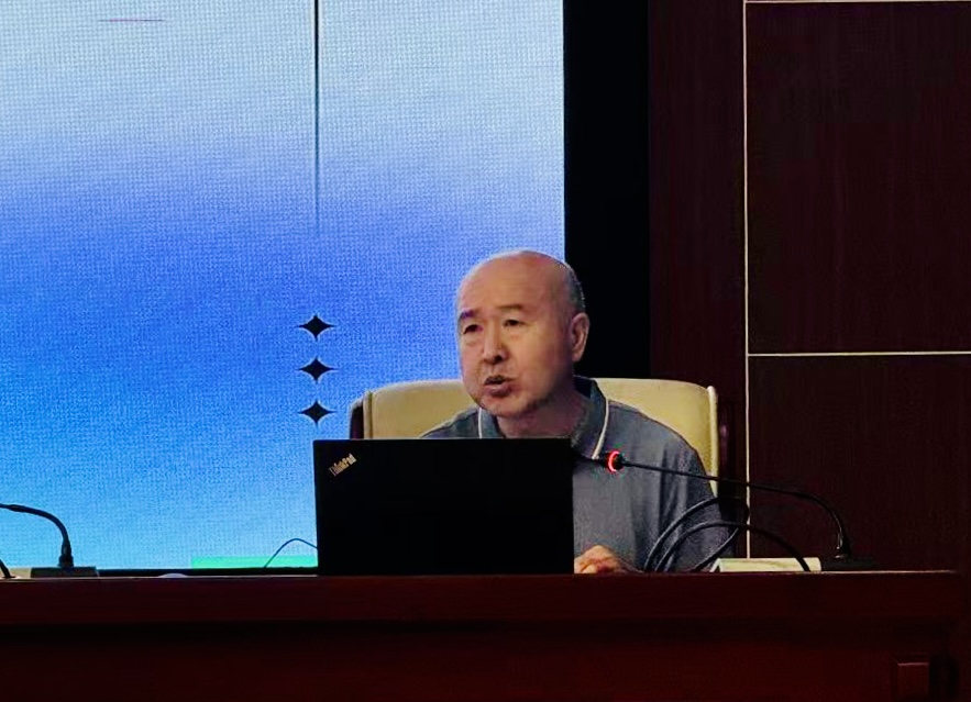 护航冀企扬帆出海 筑牢知产海外屏障——石仲为参会企业开展海外知识产权实务授课